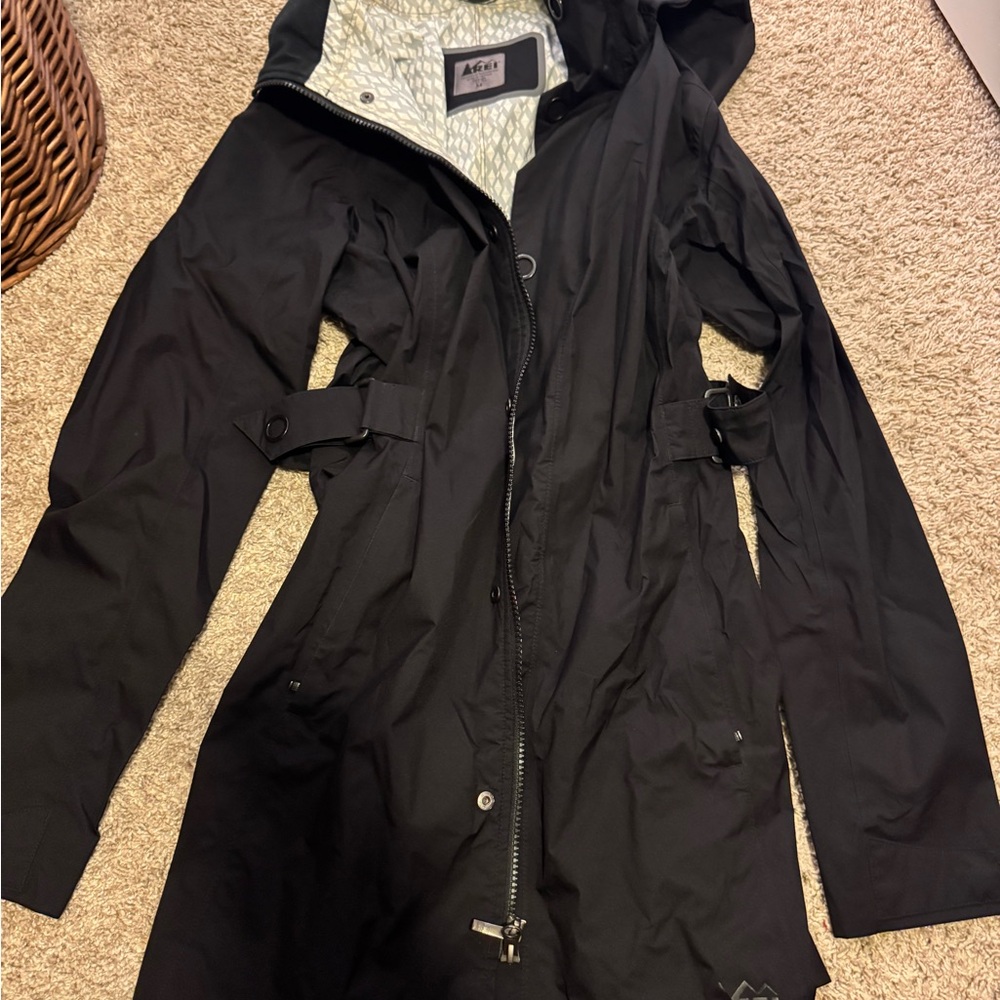 REI rain shell black